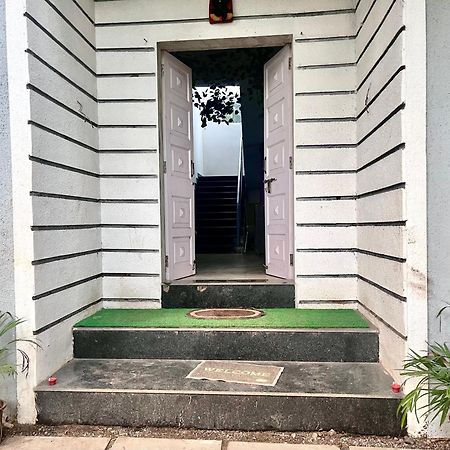 Seanest Hotel Alibag Bagian luar foto